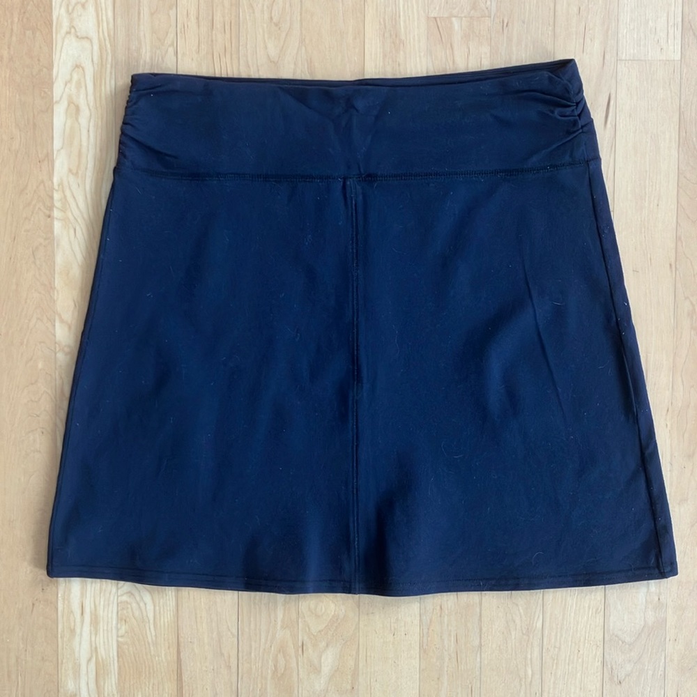 2/$20 Sporty Columbia Titanium black skirt quick-dry Medium